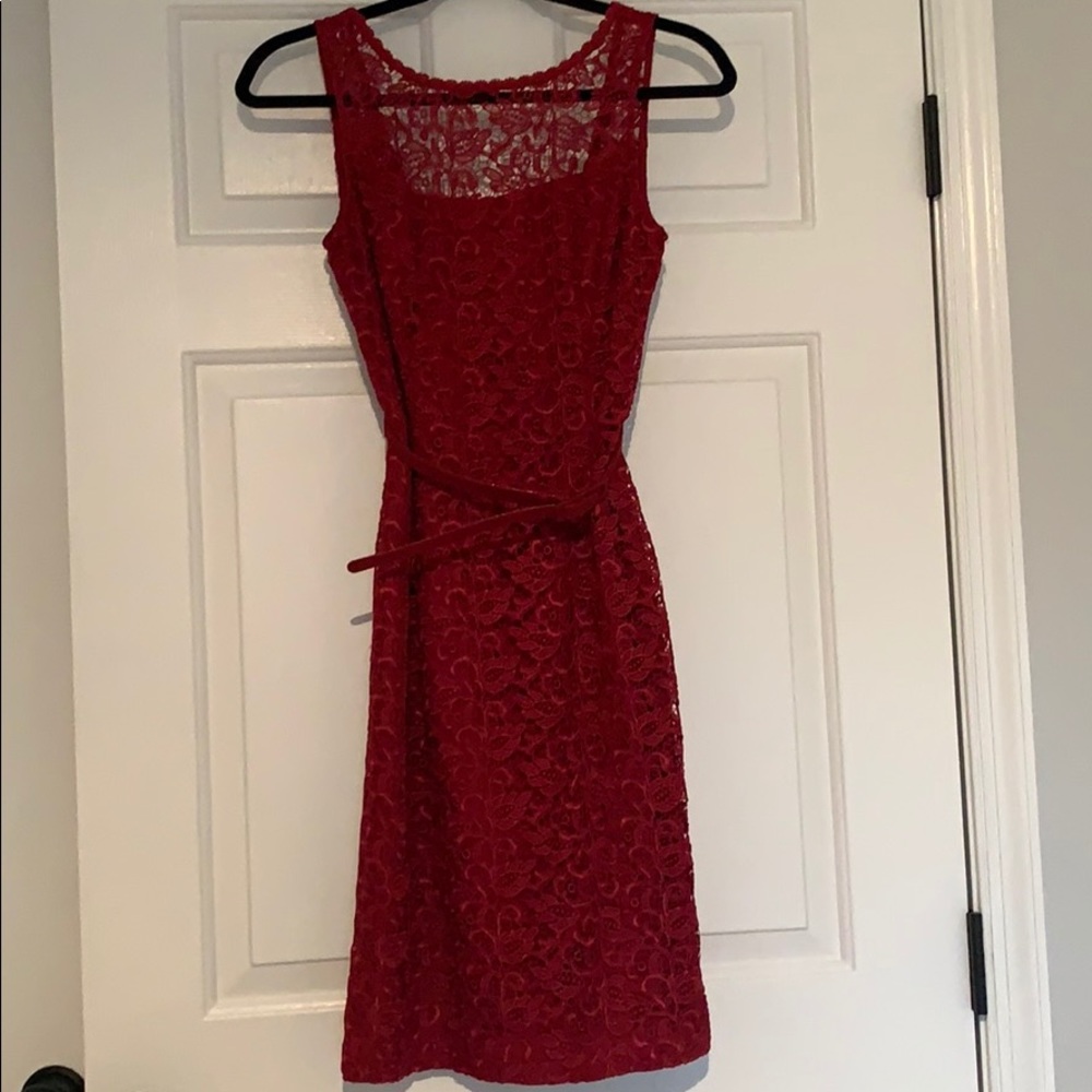 Classic lace red dress